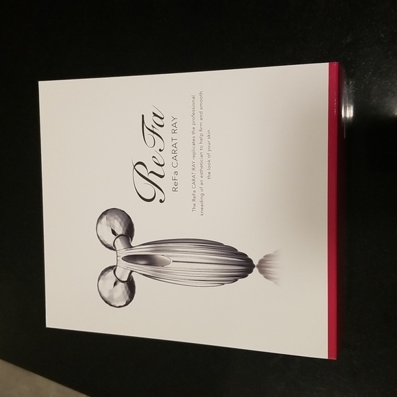 💕REFA💕 ReFa Carat Ray ~ New in Box Tighten Tone Roller Face Body - Picture 10 of 16